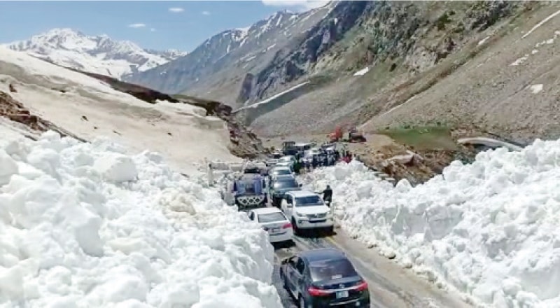 NHA Clears Snow on MNJ Road; Naran Set to Reopen for Tourists