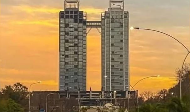 ون کانسٹیٹیوشن ایوینو: قانون، سرمایہ کاری اور اعتماد کا سوال